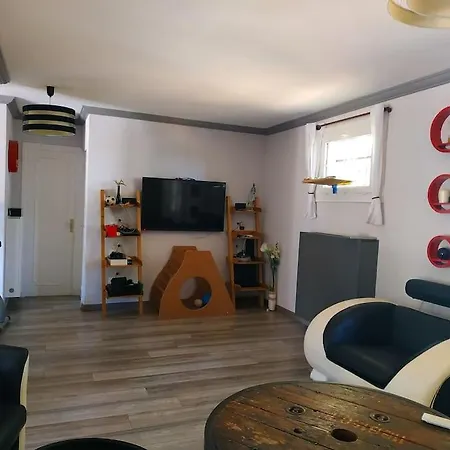 Maison Avec Piscine *