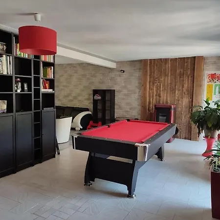 Maison Avec Piscine Holiday home *